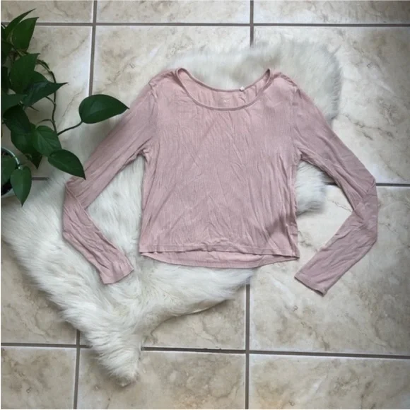 Me To We Ribbed Crop Top - Picture 1 of 5